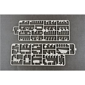 Trumpeter 1:700 USS Kitty Hawk CV-63