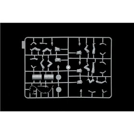 Italeri 1:35 Pz.Kpfe.IV Ausf.F / Ausf.F2 / wczesna wersja Ausf.G z figurkami