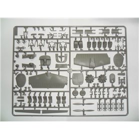 ICM 1:48 C18S AMERICAN PASSENGER AIRCRAFT