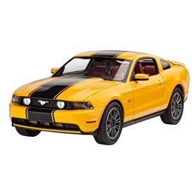 Revell 07046 2010 Ford Mustang GT 1/25