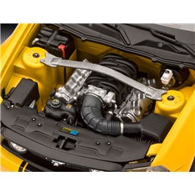 Revell 07046 2010 Ford Mustang GT 1/25