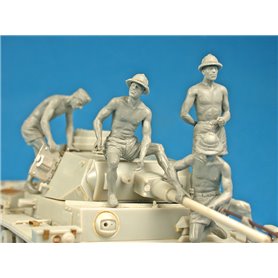 Mini Art 1:35 GERMAN TANK CREW AFRIKA KORPS - SPECIAL EDITION