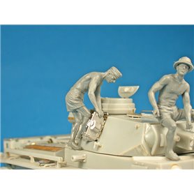 Mini Art 1:35 GERMAN TANK CREW AFRIKA KORPS - SPECIAL EDITION