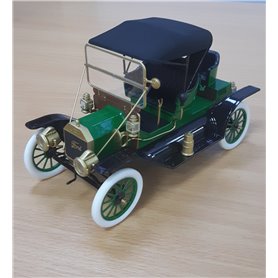 ICM 24016 Model T Commercial Roadster