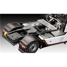 Revell 1:24 Mercedes-Benz Actros