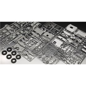 Revell 1:24 Mercedes-Benz Actros