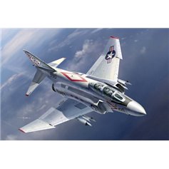 Academy 1:48 F-4J VF-102 Diamondbacks