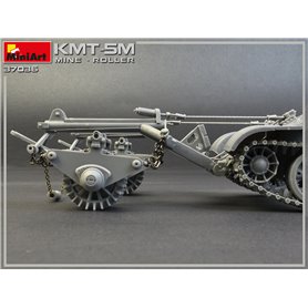 Mini Art 1:35 KMT-5M MINE-ROLLER