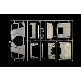 Italeri 3940 1/24  Volvo FH4 Globtrotter XL
