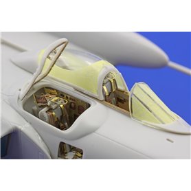 Eduard 1:48 Pasy bezpieczeństwa do Sea Vixen FAW.2 dla Airfix