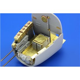 Eduard BIG ED 1:32 B-25J dla HK Models