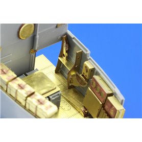 Eduard BIG ED 1:32 B-25J dla HK Models