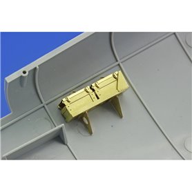 Eduard BIG ED 1:32 B-25J dla HK Models