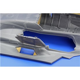 Eduard BIG ED 1:48 F-35B dla Kitty Hawk