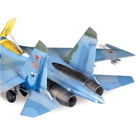 SU-27 Flanker B 1:48