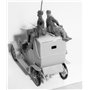 ICM 1:35 BATTLE OF THE MARNE 1914 - TAXI CAR WITH FRENCH INFANTRY