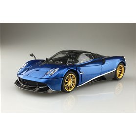 Aoshima 1:24 Pagani Huayara Pacchetto Tempest