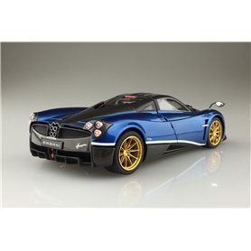 Aoshima 1:24 Pagani Huayara Pacchetto Tempest