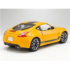 Tamiya 24348 Nissan 370Z Heritage Edition