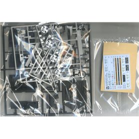Aoshima 1:24 Toyota MA61 Celica XX 2800GT 1982