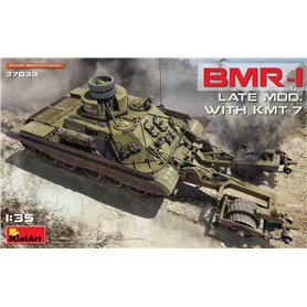 Mini Art 37039 BMR-1 Late model with KMT-7