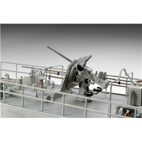 Revell 1:72 S-100 CLASS - GERMAN FAST ATTACK CRAFT