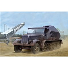 Trumpeter 1:35 Sd.Kfz.7/3 Feuerleitpanzer - HALF-TRACK ARTILLERY TRACTOR 