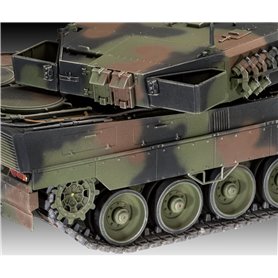 Revell 03281 Leopard 2A6/A6NL  1/35