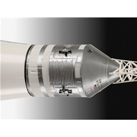 Revell 03704 Apollo 11 Saturn V Rocket  1/96