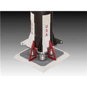 Revell 03704 Apollo 11 Saturn V Rocket  1/96