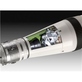 Revell 03704 Apollo 11 Saturn V Rocket  1/96