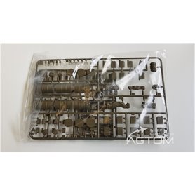 Tamiya 37020 1/35 M24 Chaffee