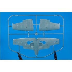 Eduard 1:48 Supermarine Spitfire HF Mk.VIII - WEEKEND edition