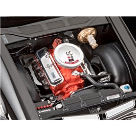 Revell 1:25 1968 Chevy Chevelle - MODEL SET - z farbami