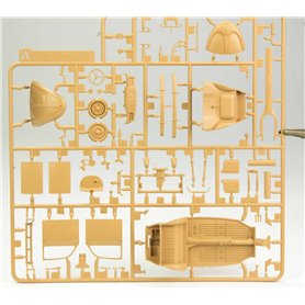 RFM 1:35 GERMAN STAFF CAR Type 82E z pełnym wnętrzem