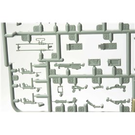 RFM-5028 M4A3E8 Sherman w/ workable track links