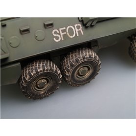 Trumpeter 1:35 AVGP Grizzly 6x6 - późna wersja