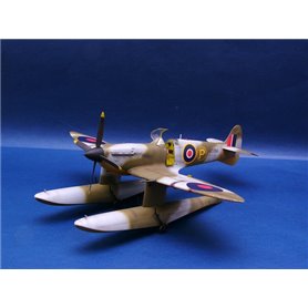 Trumpeter 02404 1/24 Spitfire Mkv