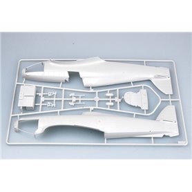 Trumpeter 1:24 Hawker Hurricane Mk.IIC Trop