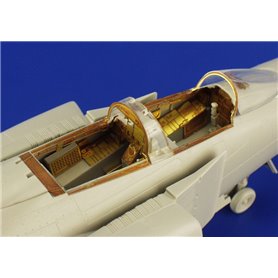 Phantom FGR Mk.2 HASEGAWA/REVELL