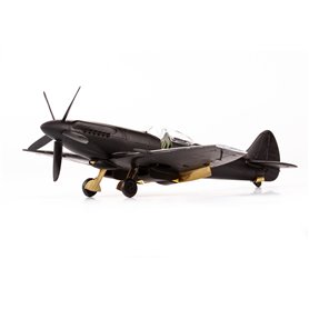 Spitfire FR Mk.XIV AIRFIX