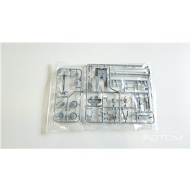 Tamiya 1:48 Vought F4U-1D Corsair z pojazdem Moto Tug