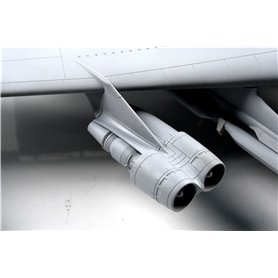 Modelcollect 1:72 B-52H - US STRATOFORTRESS STRATEGIC BOMBER