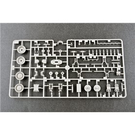 Trumpeter 01050 MAZ 7313 Truck