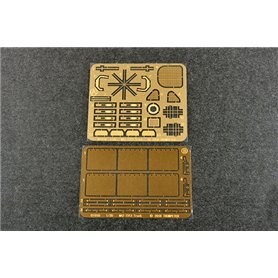 Trumpeter 01050 MAZ 7313 Truck