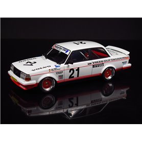 Beemax 1:24 Volvo 240 Turbo Macau 1986