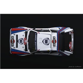 Beemax 24020 1/24 Lancia Delta S4 Martini