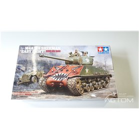 Tamiya 1:35 M4A3E8 Sherman Easy Eight - KOREAN WAR 