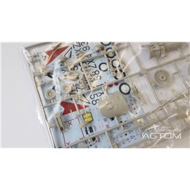 Tamiya 1:48 Royal Navy Sea Harrier FRS.1