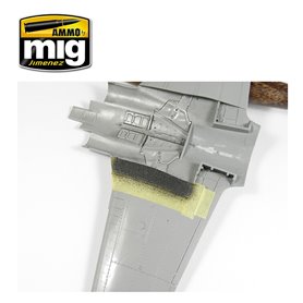 Ammo of MIG Anti-Slip Paste - Black for 1/72 & 1/48